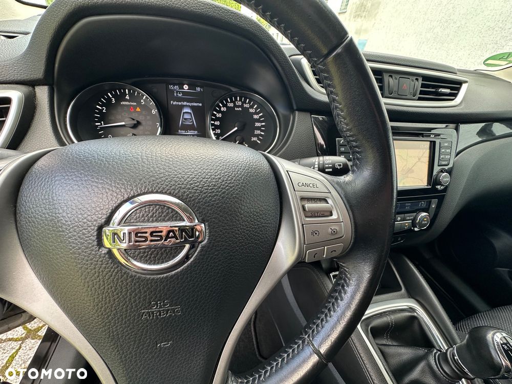 Nissan Qashqai 1.2 DIG-T N-Vision EU6 - 23