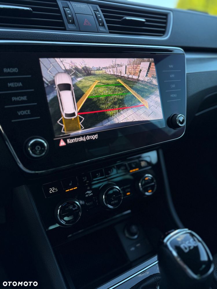 Skoda Superb 2.0 TSI Style DSG - 19