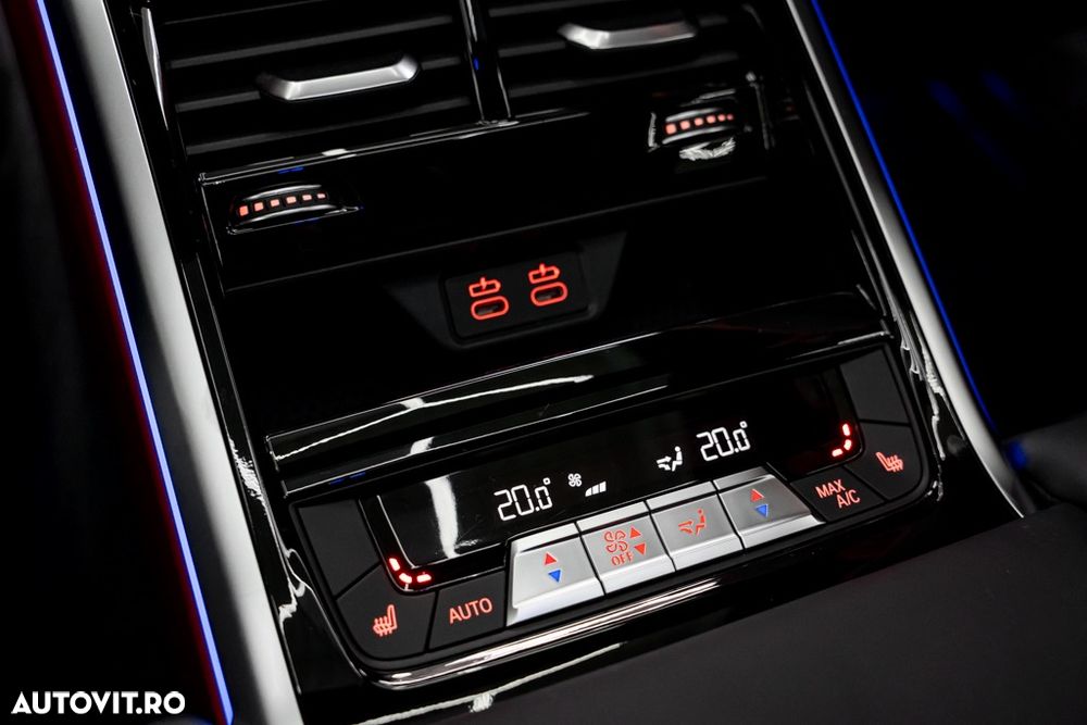 BMW Seria 8 840i xDrive AT - 17