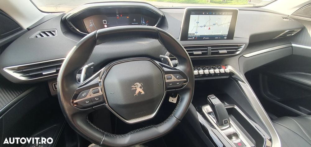 Peugeot 3008 PureTech 130 Stop & Start GPF EAT8 Active Business-Paket - 26