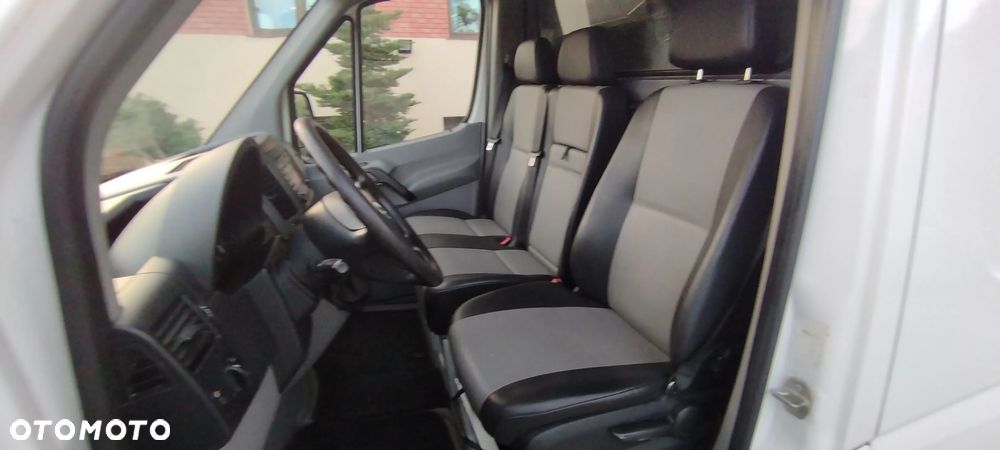 Volkswagen Crafter - 8