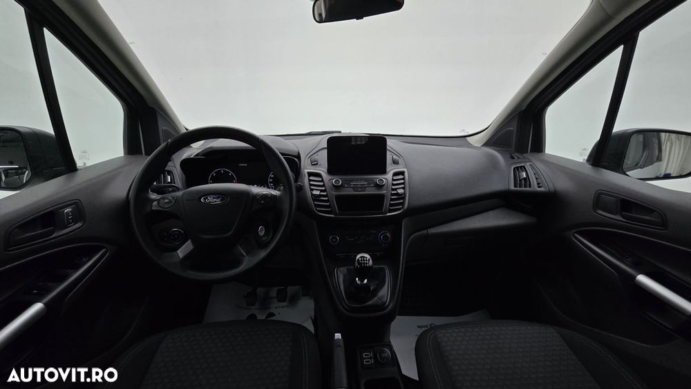 Ford Transit Connect - 14