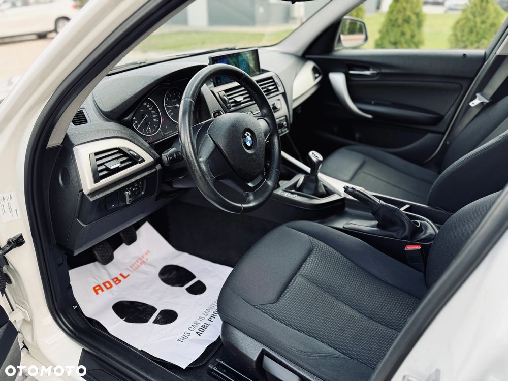 BMW Seria 1 116i - 14