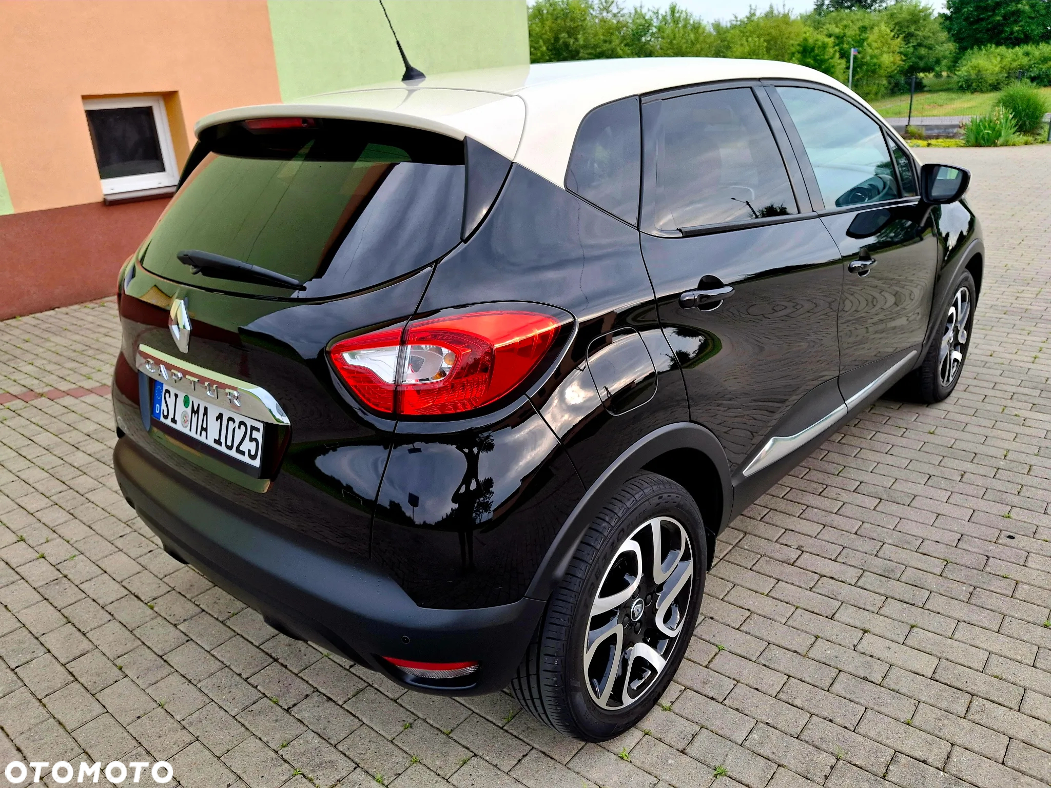 Renault Captur 1.2 Energy TCe Initiale Paris EDC - 17