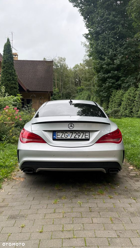 Mercedes-Benz CLA 220 d 7G-DCT AMG Line - 3
