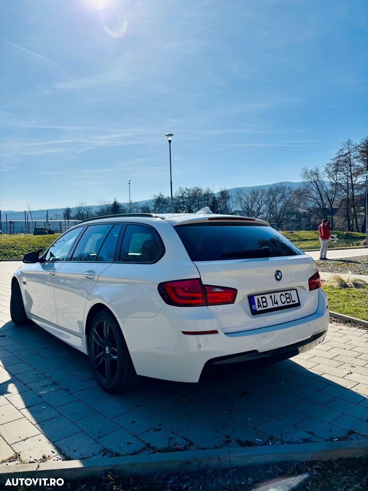 BMW Seria 5 525d xDrive - 9