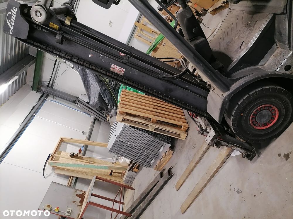 Linde H25T-02 - 5