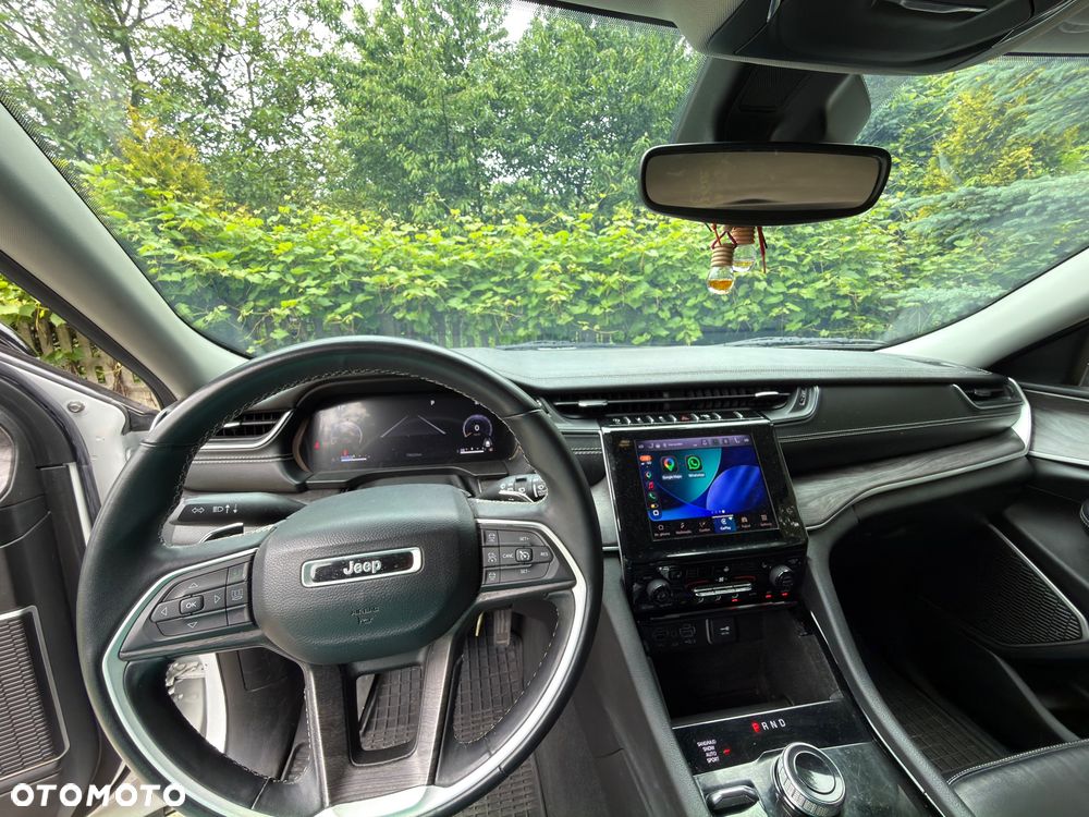 Jeep Grand Cherokee - 20
