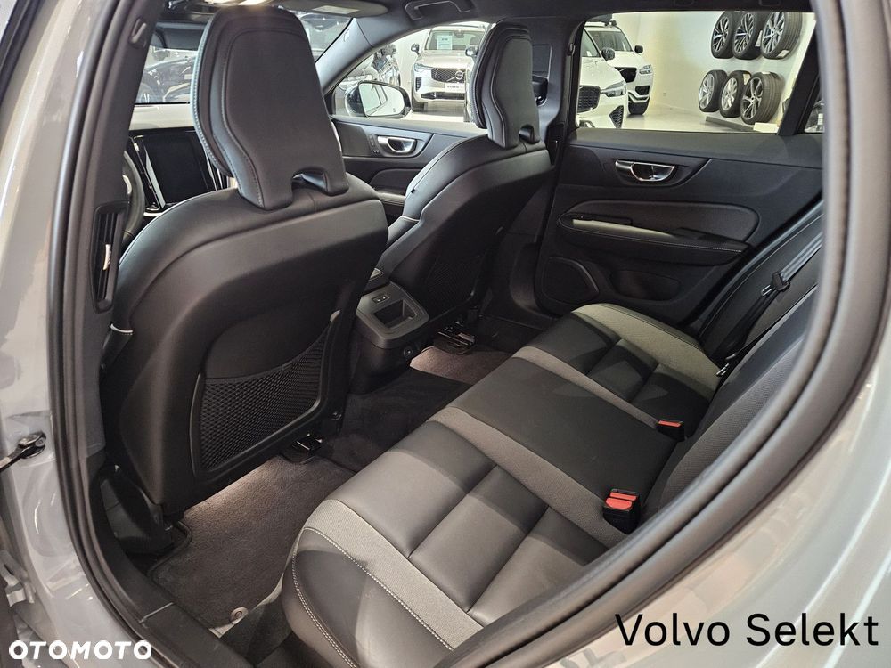 Volvo V60 - 16