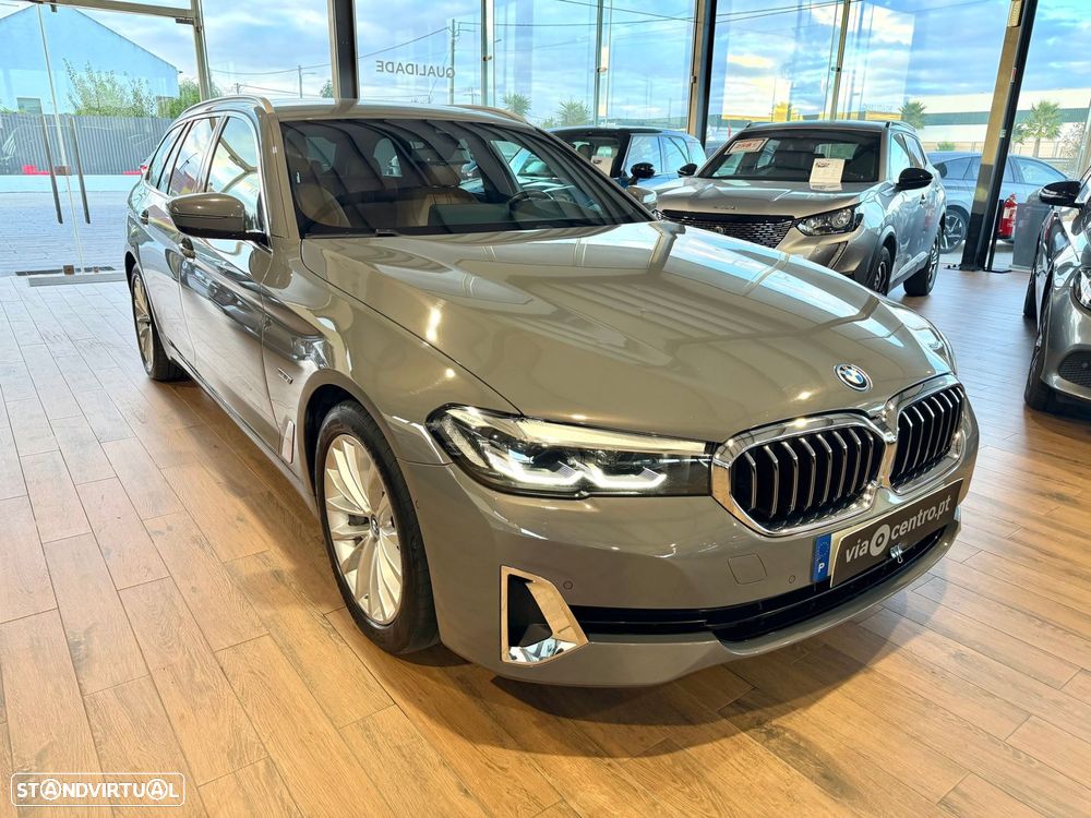 BMW 530 e Line Luxury — fotografia 3