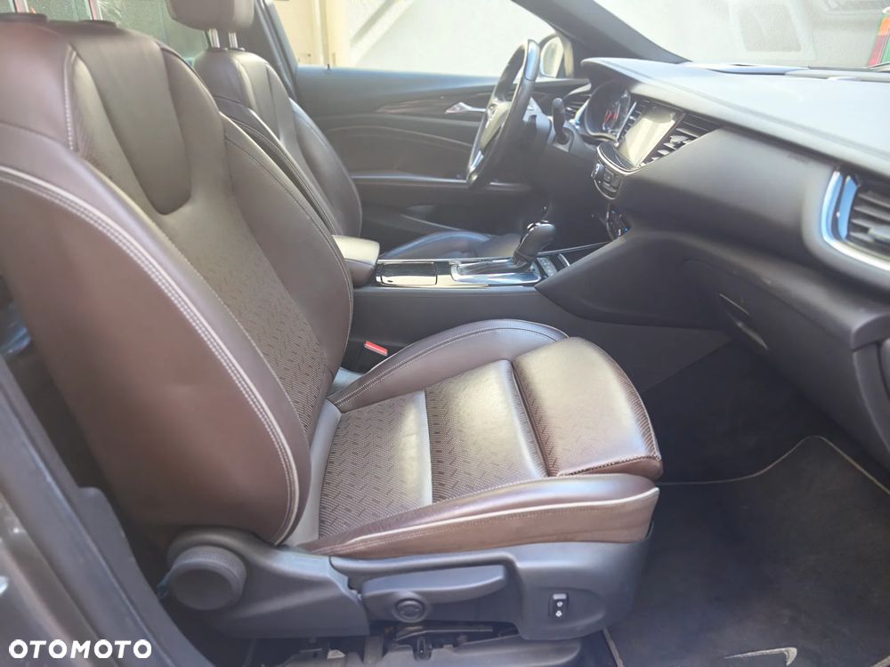 Opel Insignia 2.0 BiTurbo D 4x4 Automatik Ultimate Exclusive - 9