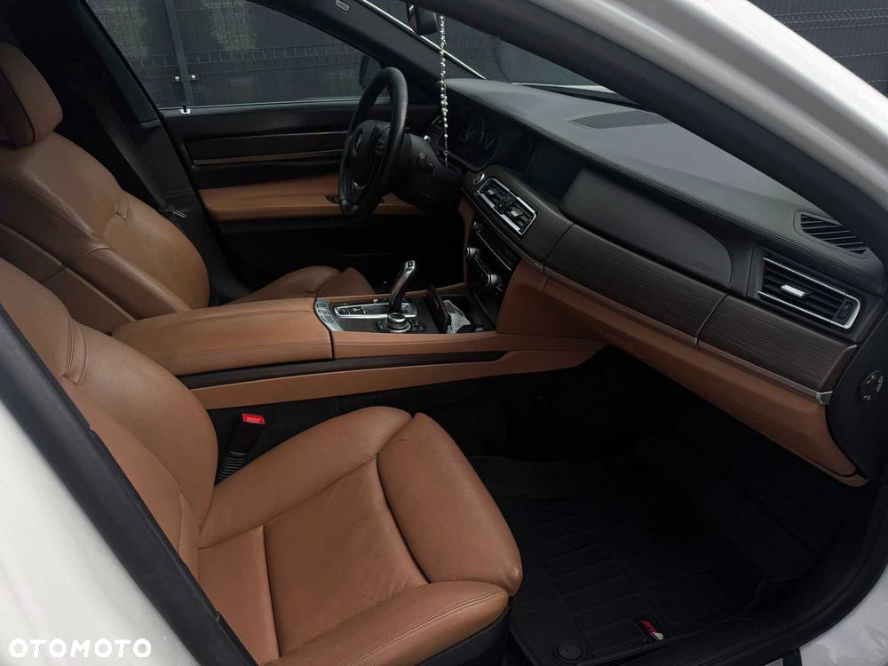 BMW Seria 7 - 6