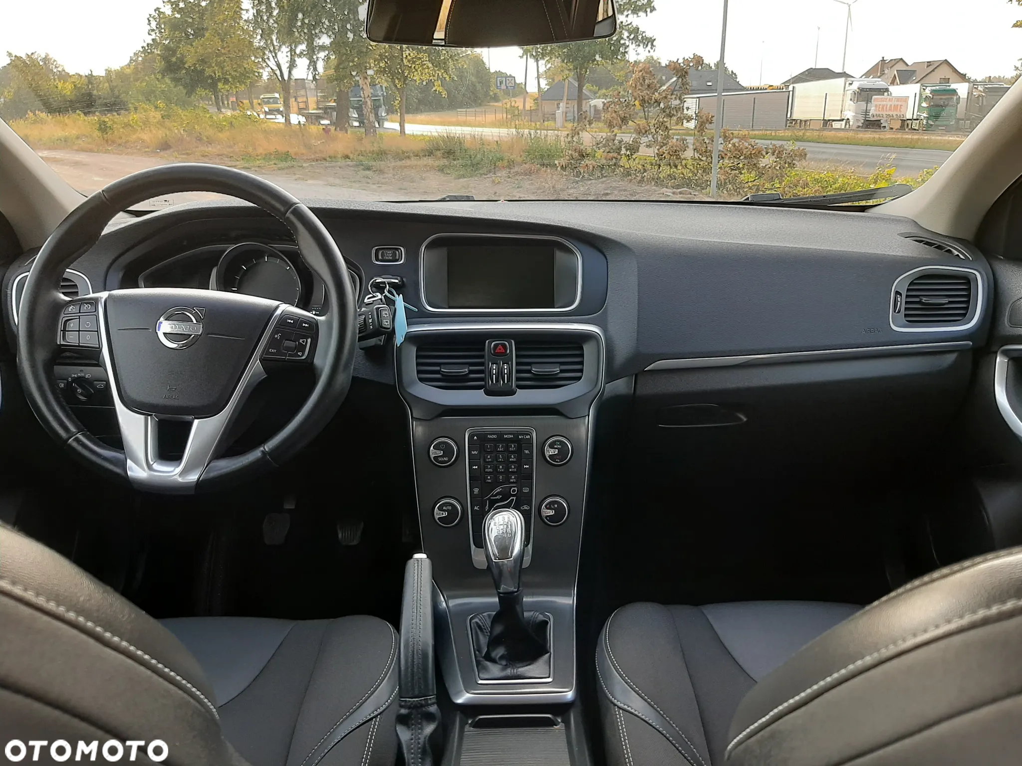 Volvo V40 D2 Momentum - 24