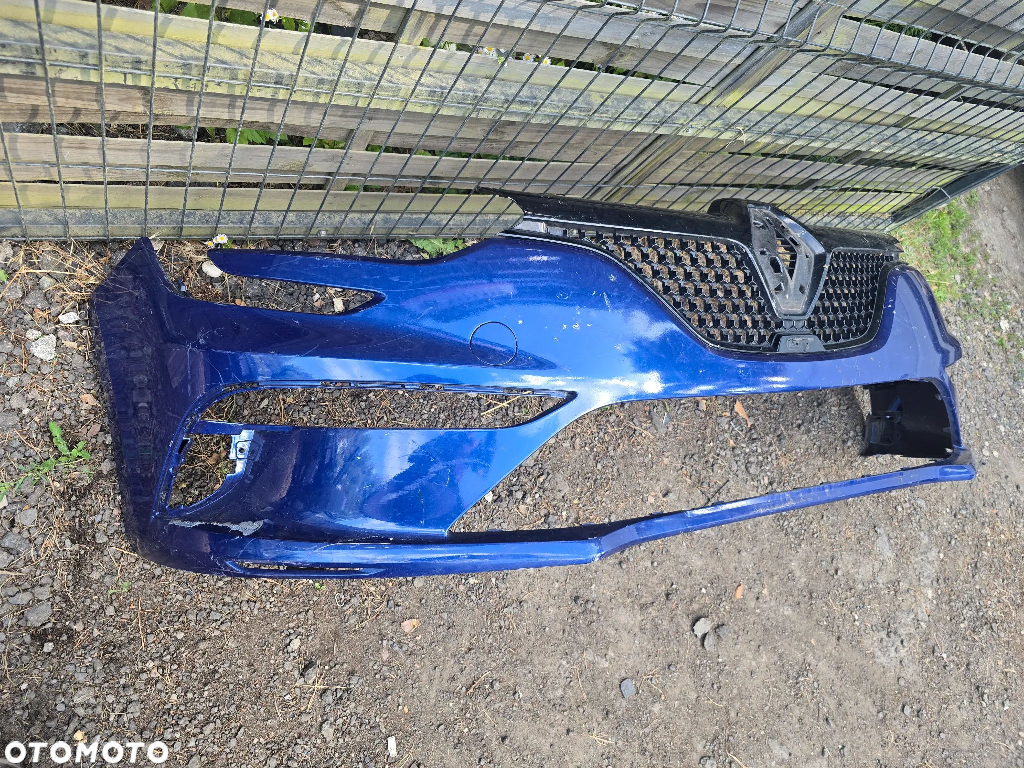 Renault megane IV Gt line zderzak przód grill bez pic - 2