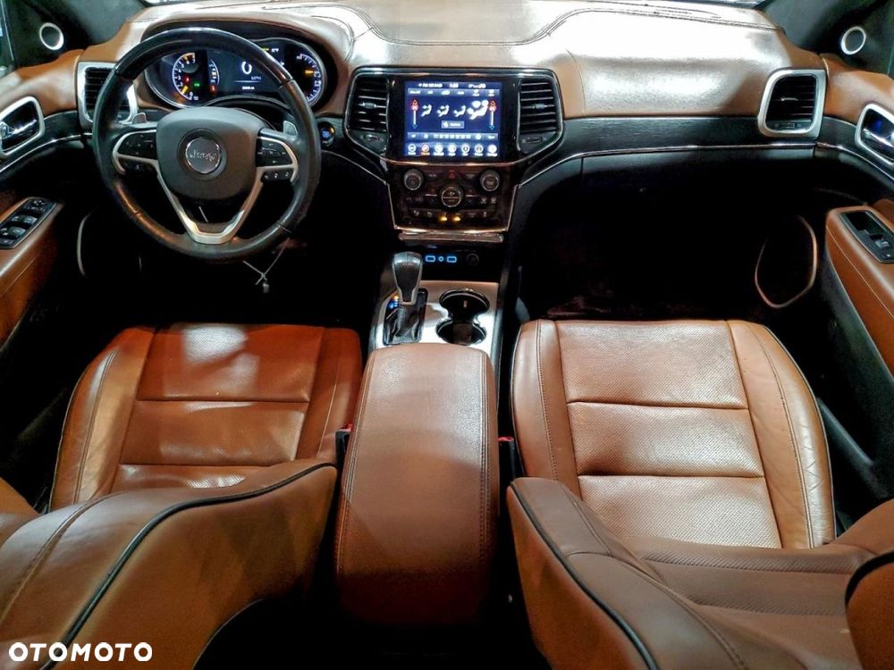 Jeep Grand Cherokee - 9