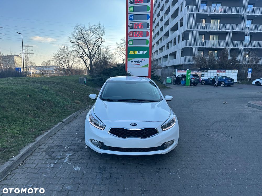 Kia Ceed 1.6 CRDi 128 97g Edition 7 - 2