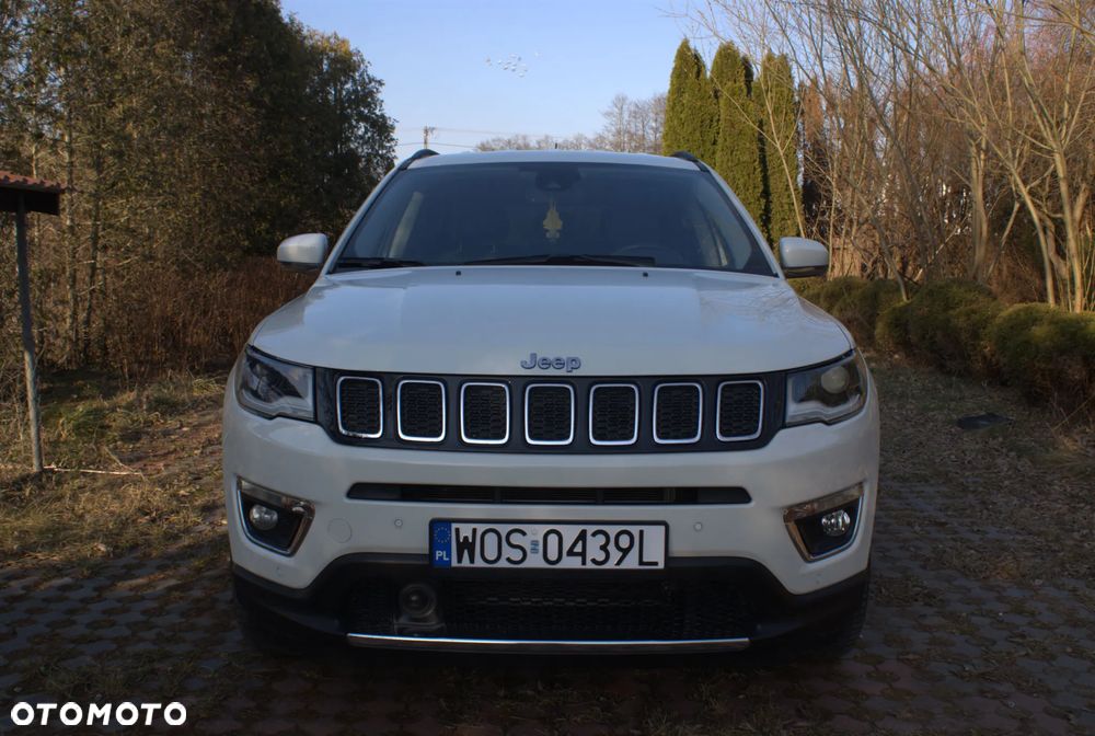 Jeep Compass - 1