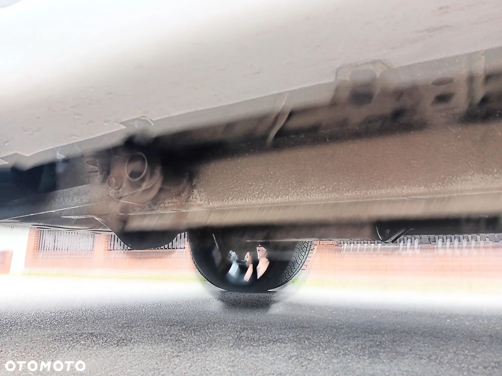 Suzuki Grand Vitara 2.0 TD Comfort Limited - 22