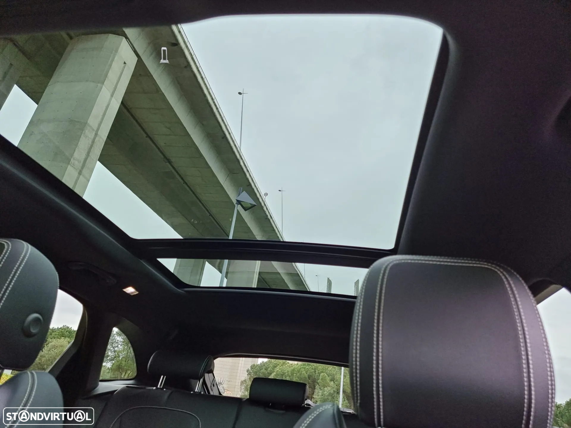 Jaguar F-Pace 2.0 i4D R-Sport - 25