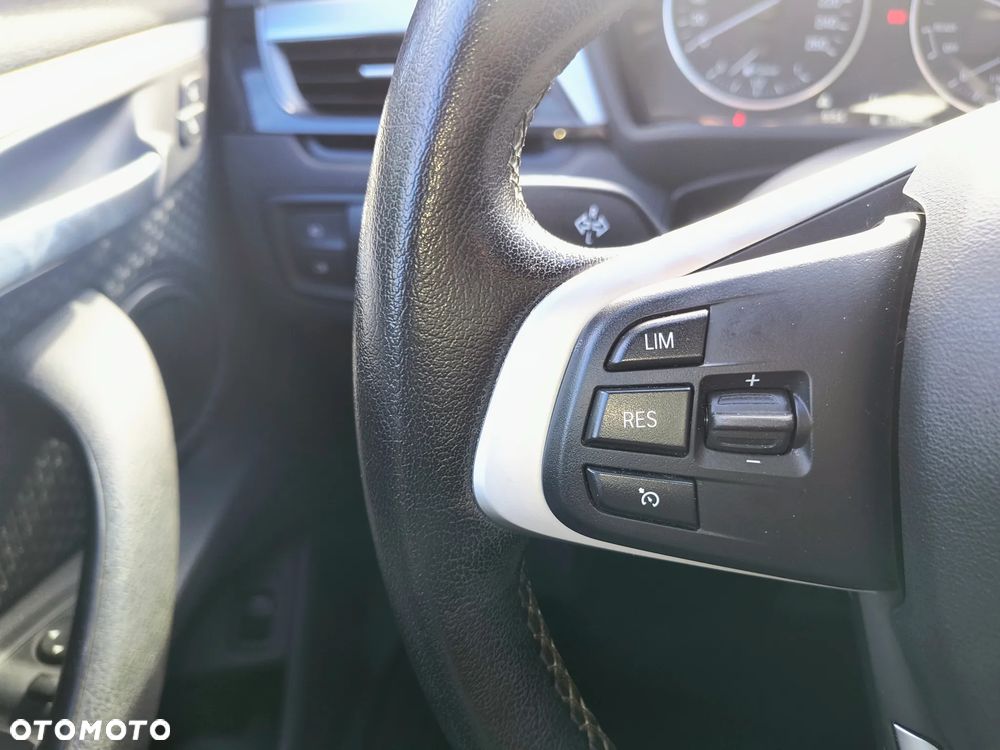 BMW X1 - 18