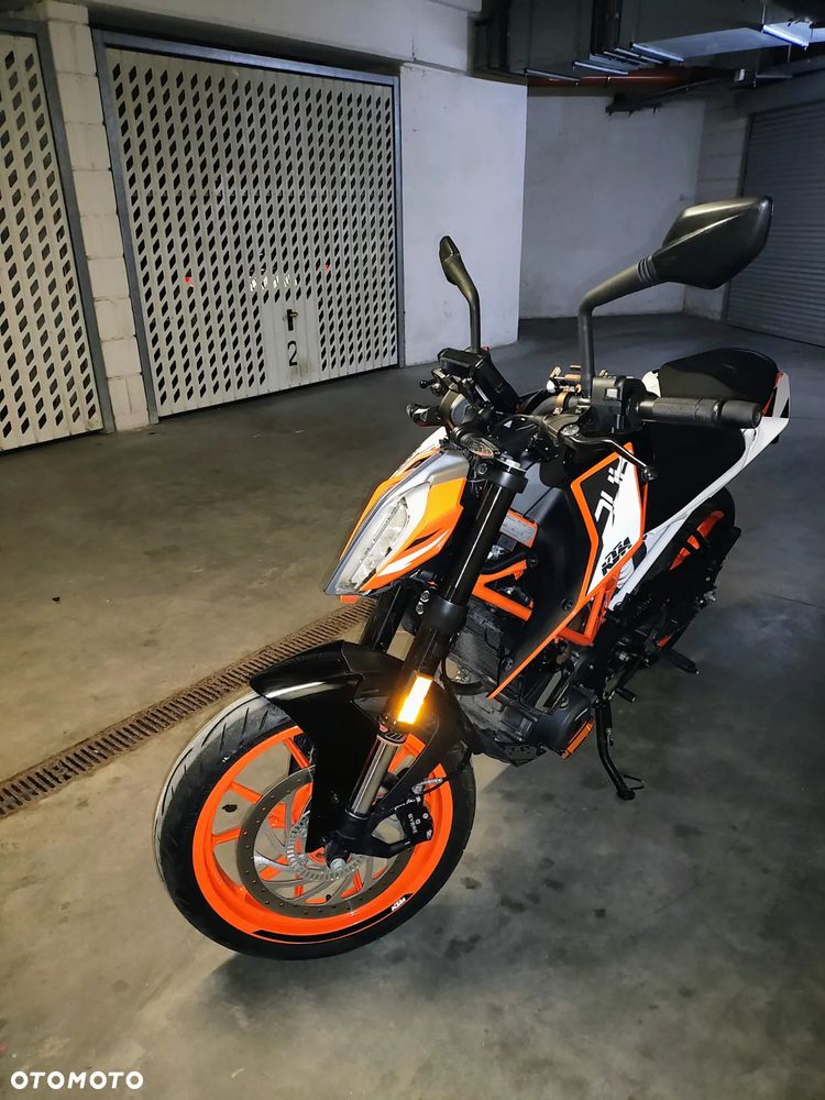 KTM Duke - 4