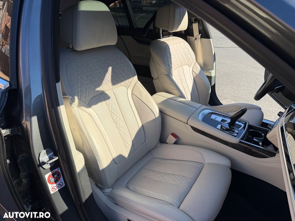 BMW Seria 7 740d xDrive - 31