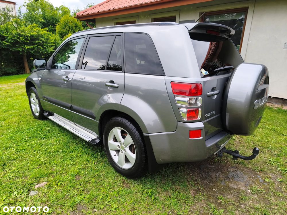 Suzuki Grand Vitara 1.9 DDiS Comfort - 2