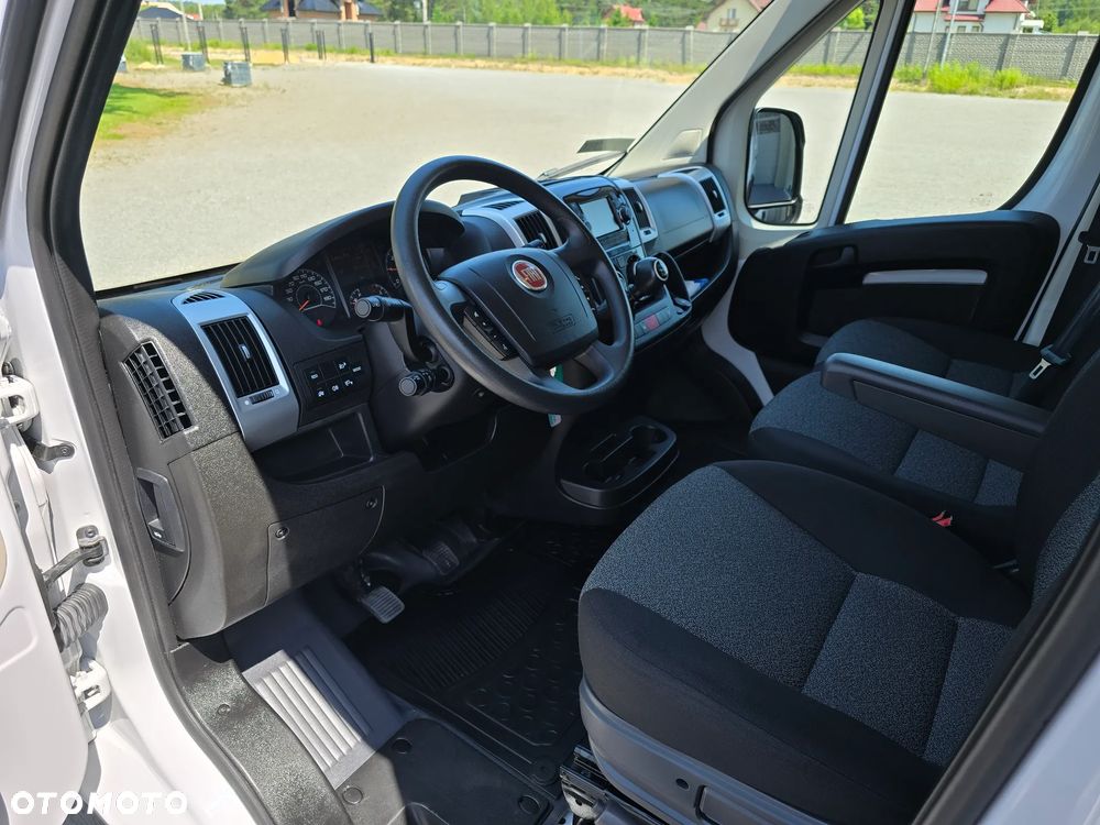 Fiat DUCATO L4H2 MAXI SILNIK 2,3 IVECO 140KM 85 Tyś km SALON PL SERWIS DO OSTATNIEGO Km TEMPOMAT KAMERA COFANIA KLIMA BAGAŻNIK DACHOWY - 17