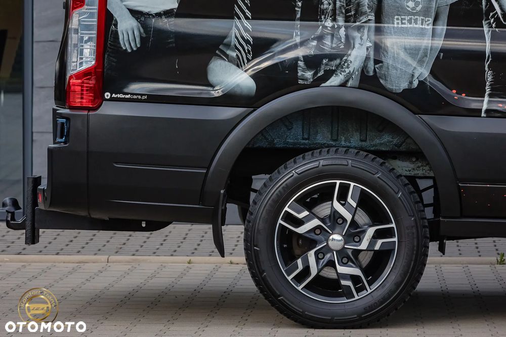 Ford Transit - 25