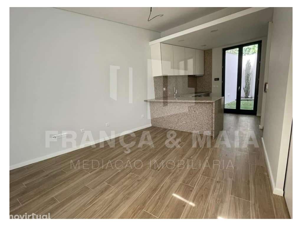 Moradia T1 - excelente localização - Grande imagem: 5/12