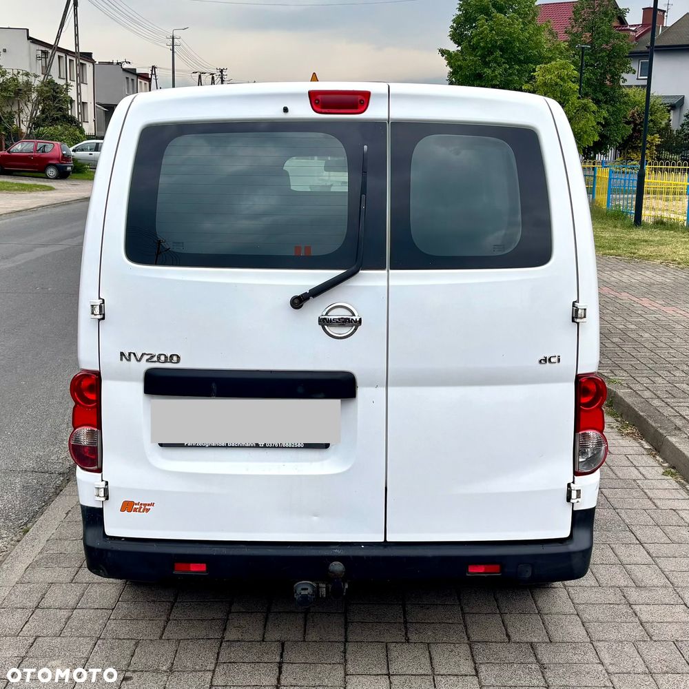 Nissan NV200 - 14