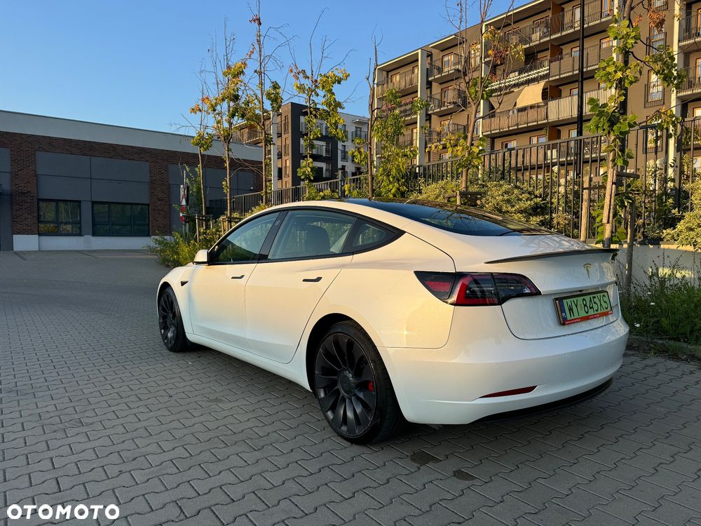 Tesla Model 3 - 6