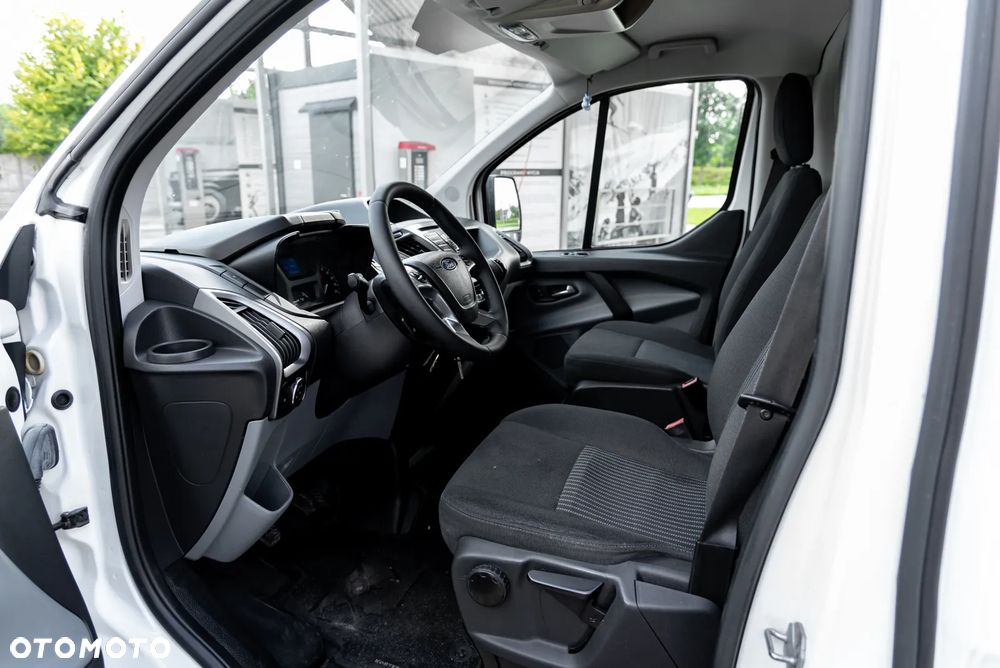 Ford Transit Custom - 17