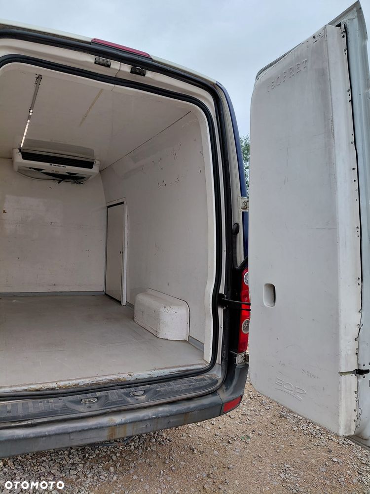 Volkswagen CRAFTER - 19