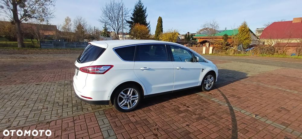 Ford S-Max 2.0 TDCi Titanium PowerShift - 7