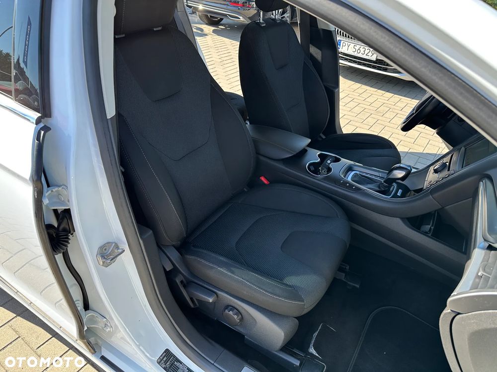 Ford Mondeo - 19