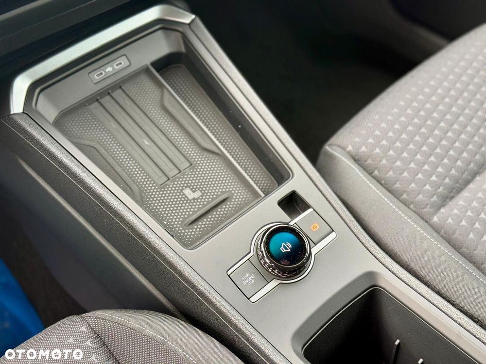 Volkswagen T-Roc - 14