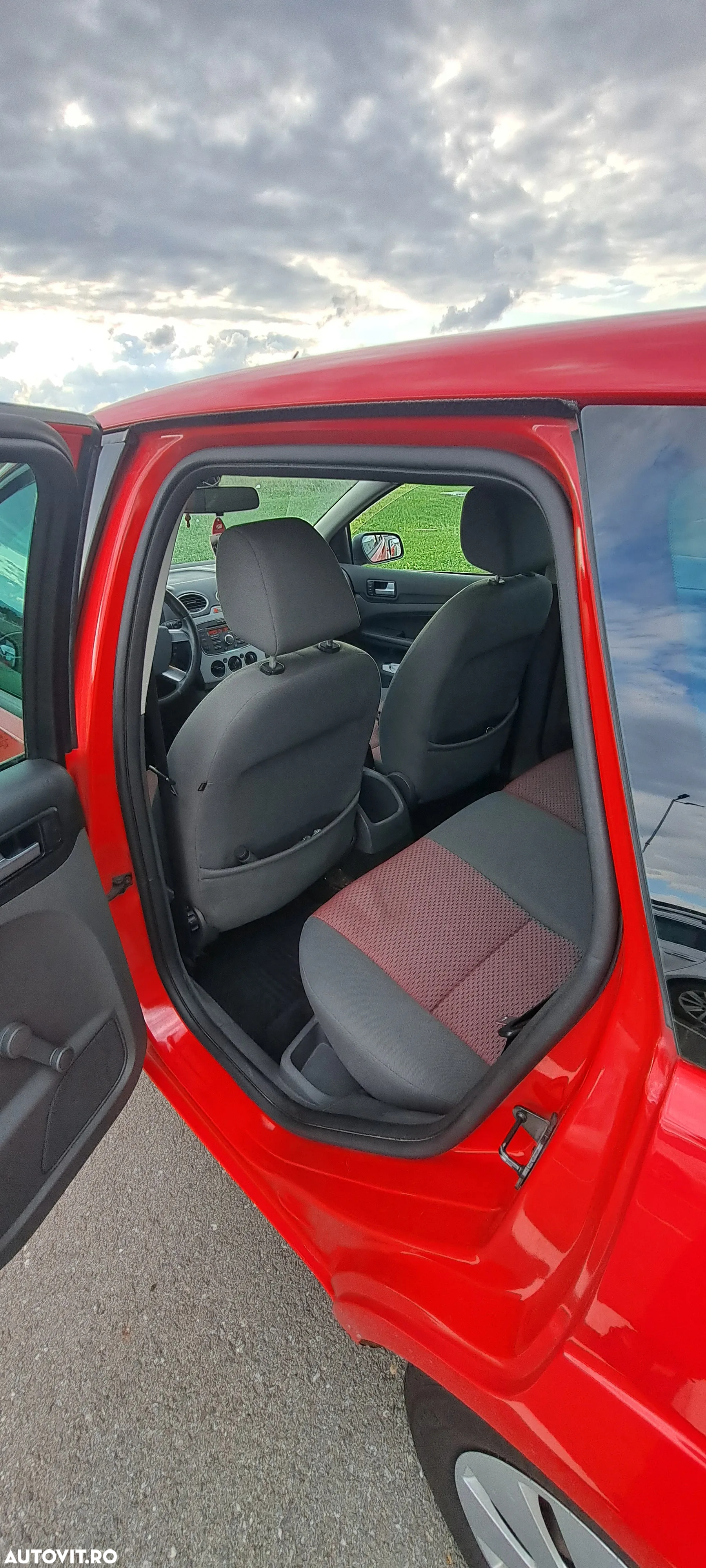 Ford Focus 1.6 TDCi Trend - 7