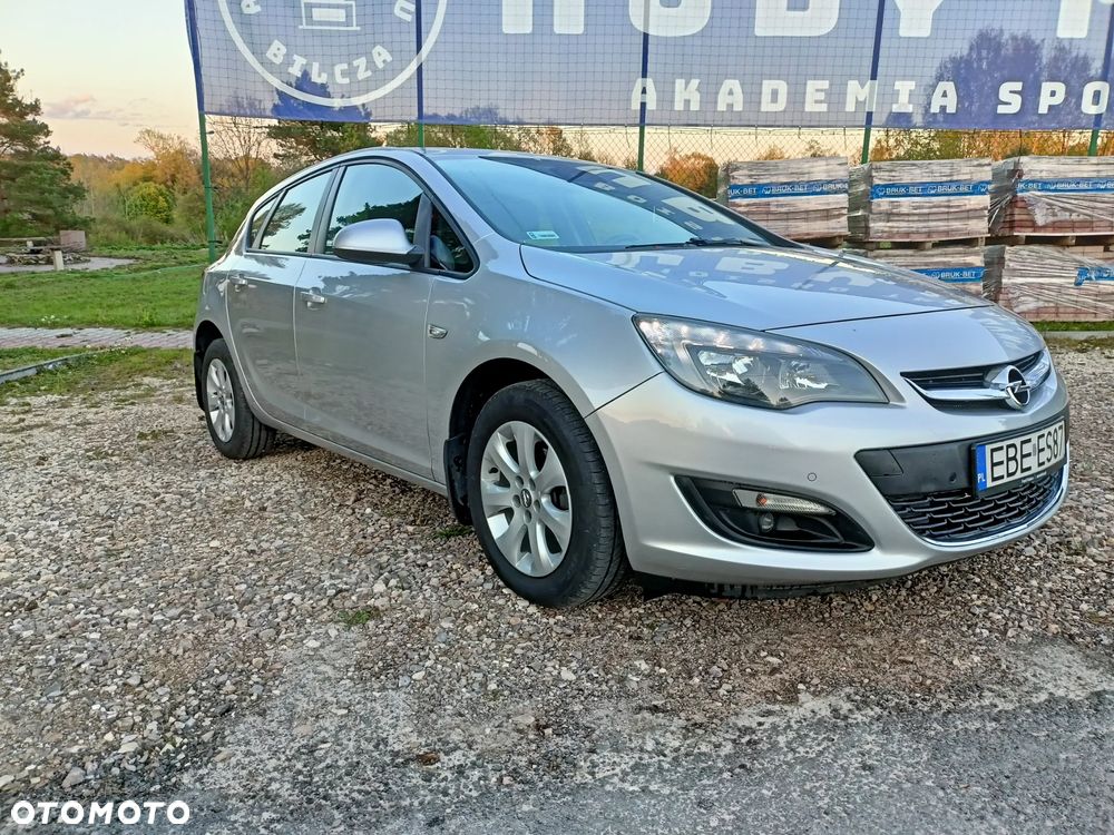 Opel Astra 1.6 Cosmo - 12