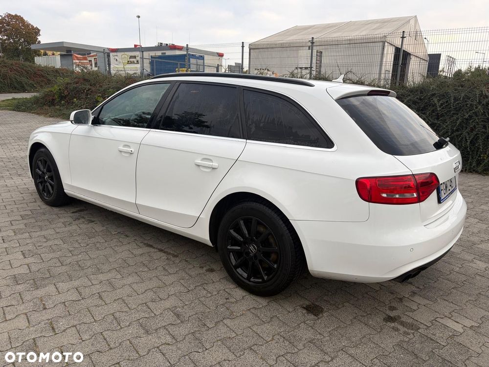 Audi A4 Avant - 4