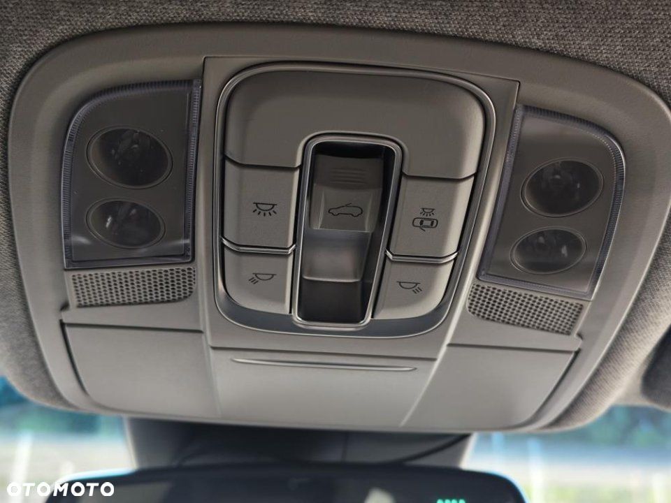 Hyundai Santa Fe - 34
