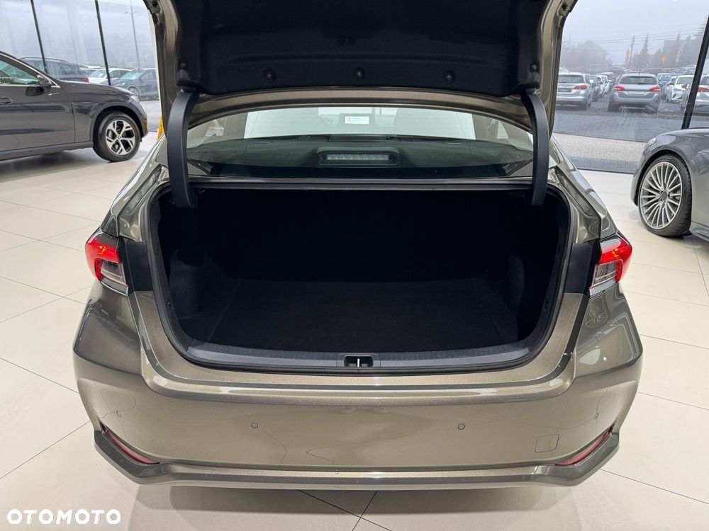 Toyota Corolla 1.8 Hybrid Comfort - 17