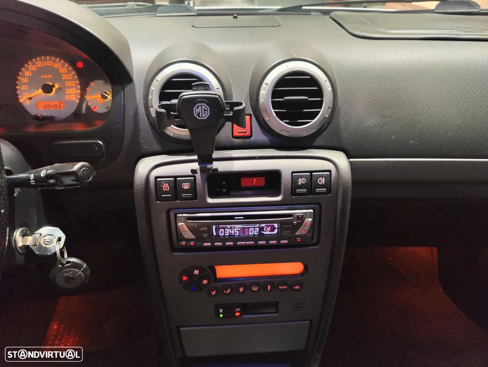 MG ZS 105 - 7