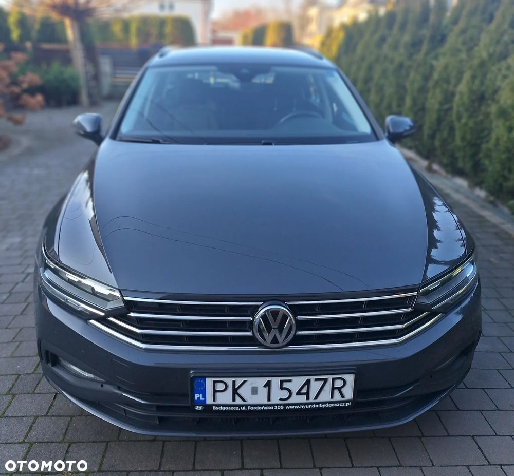 Volkswagen Passat - 3