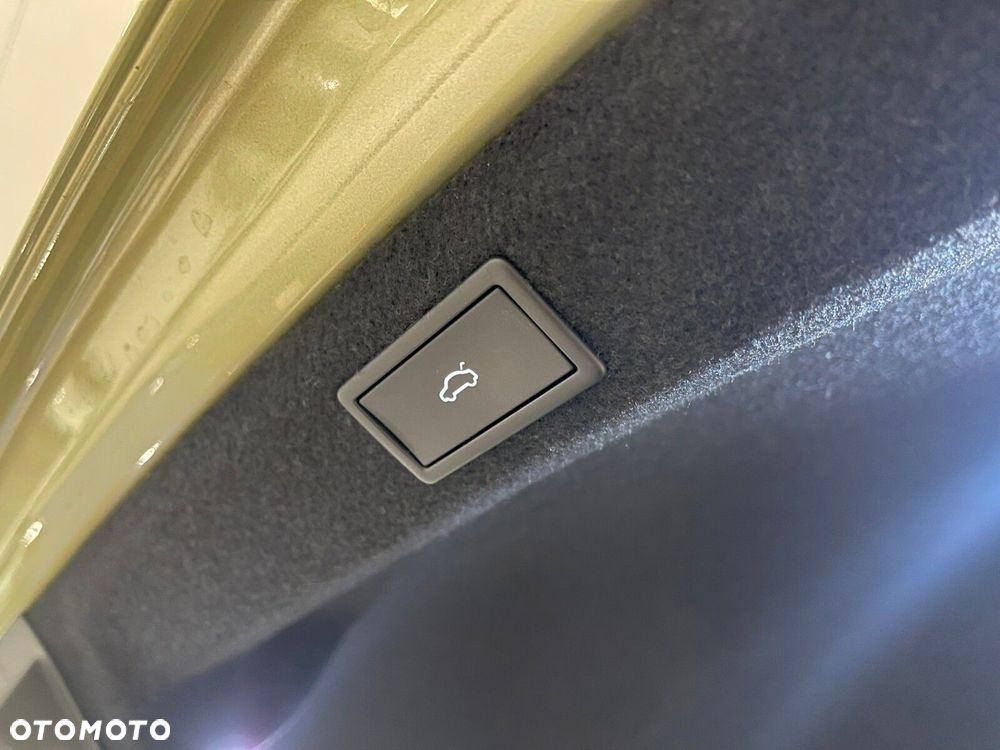 Skoda Superb 2.0 TDI SCR L&K DSG - 30