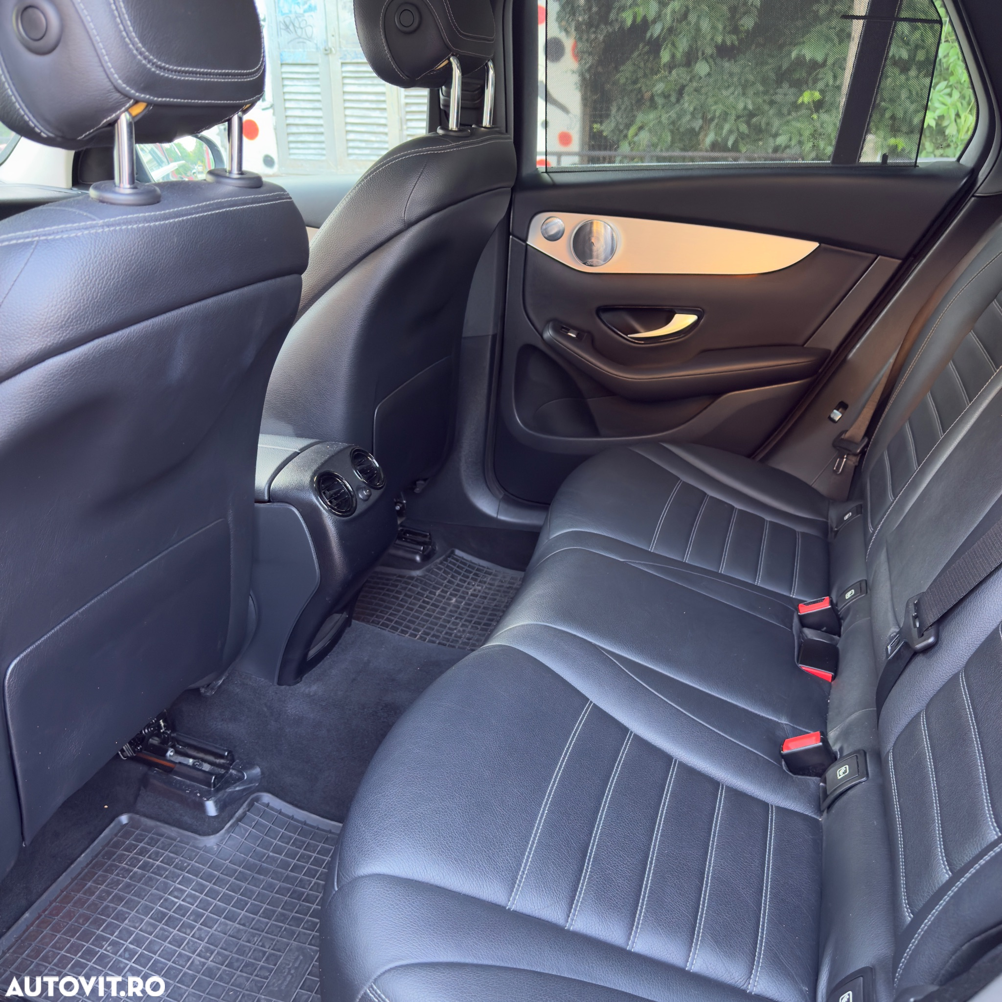 Mercedes-Benz GLC 250 4MATIC - 8