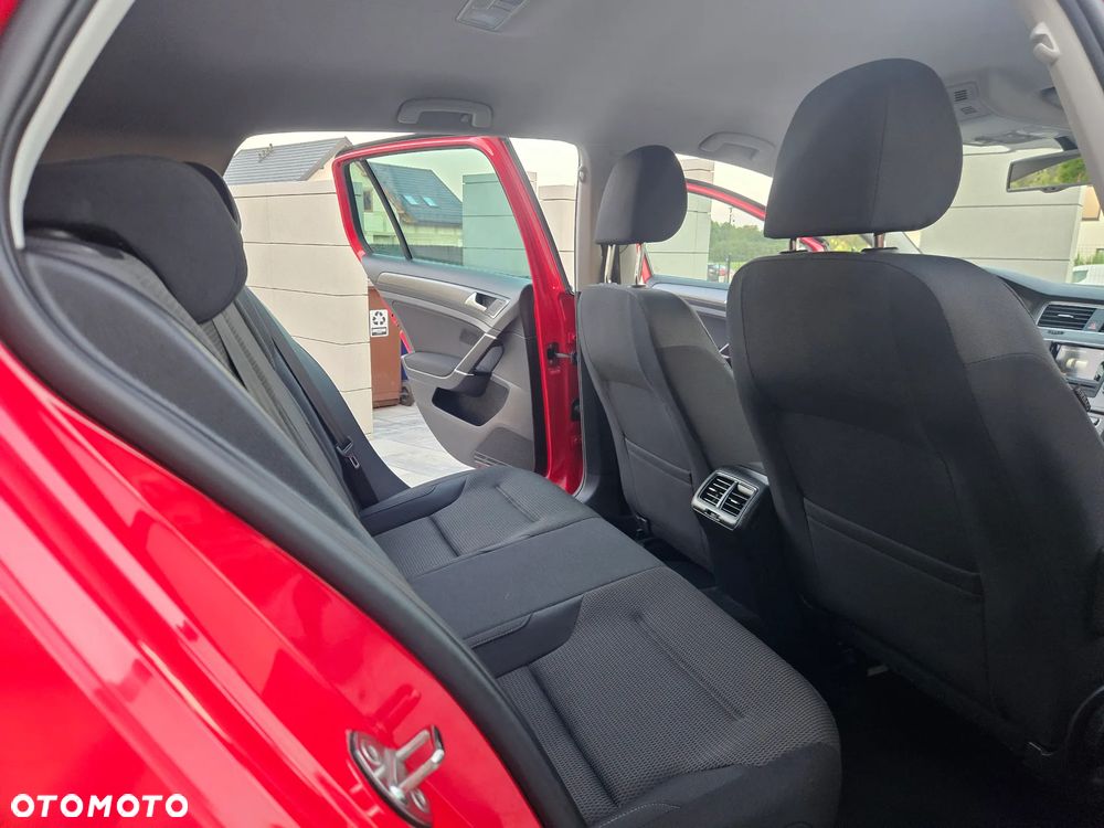 Volkswagen Golf 1.2 TSI BMT Trendline Perfectline - 24