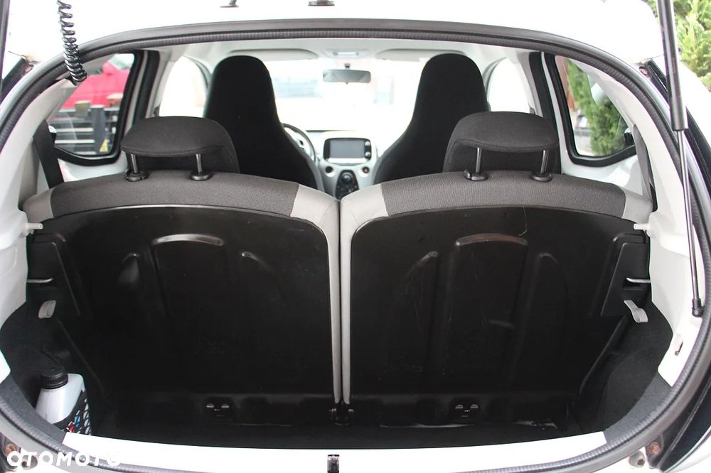 Toyota Aygo - 10