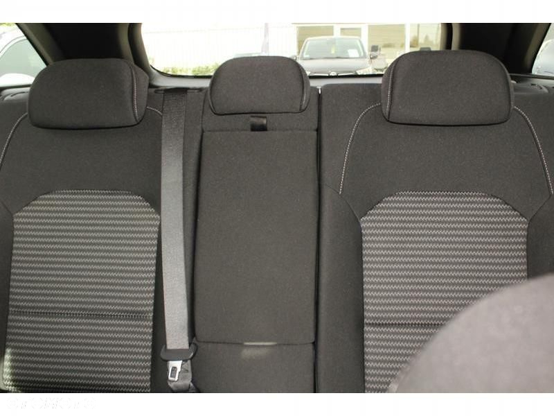 Kia Ceed - 22