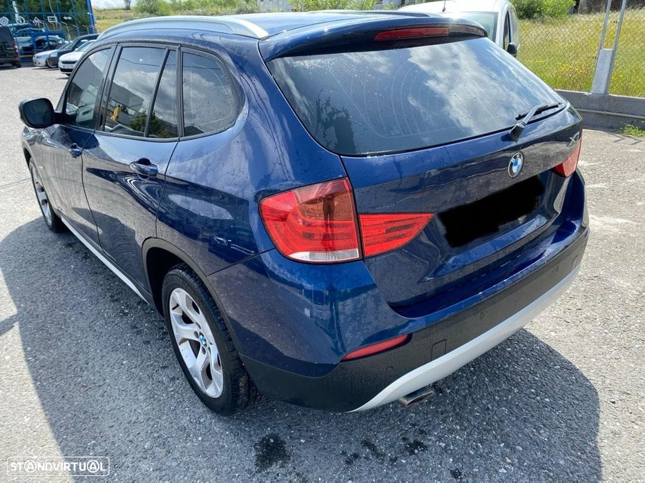 BMW x1 118d sdrive (só peças) - 3